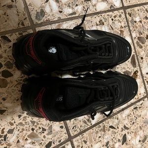 Serlion sneakers size EU44 brand new